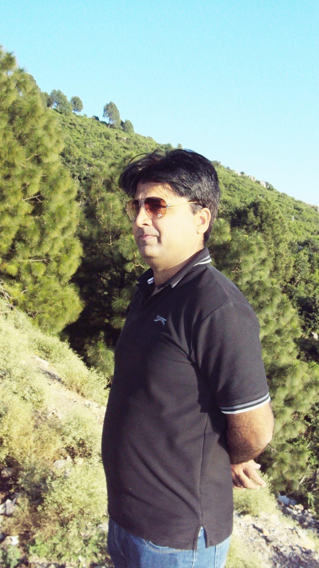 Dr. Mudassir Mukhtar
